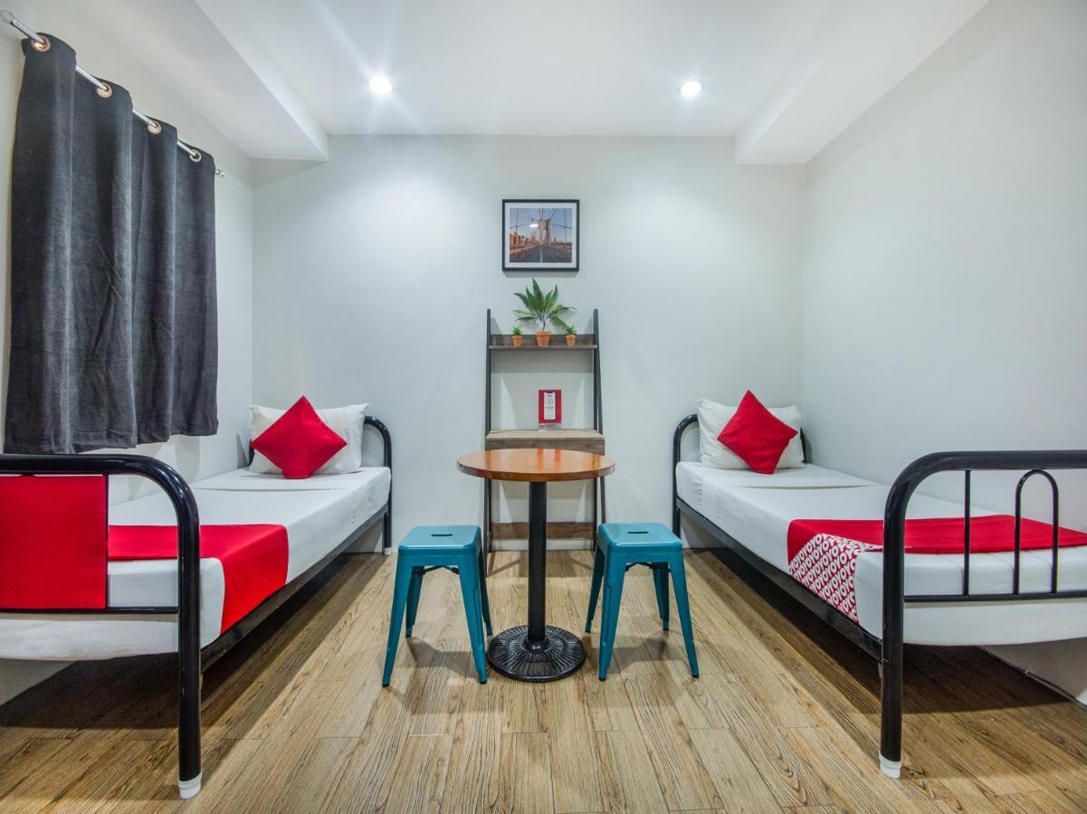 Oyo 443 Maria Cristina Arcade Suites Cebu Exteriér fotografie