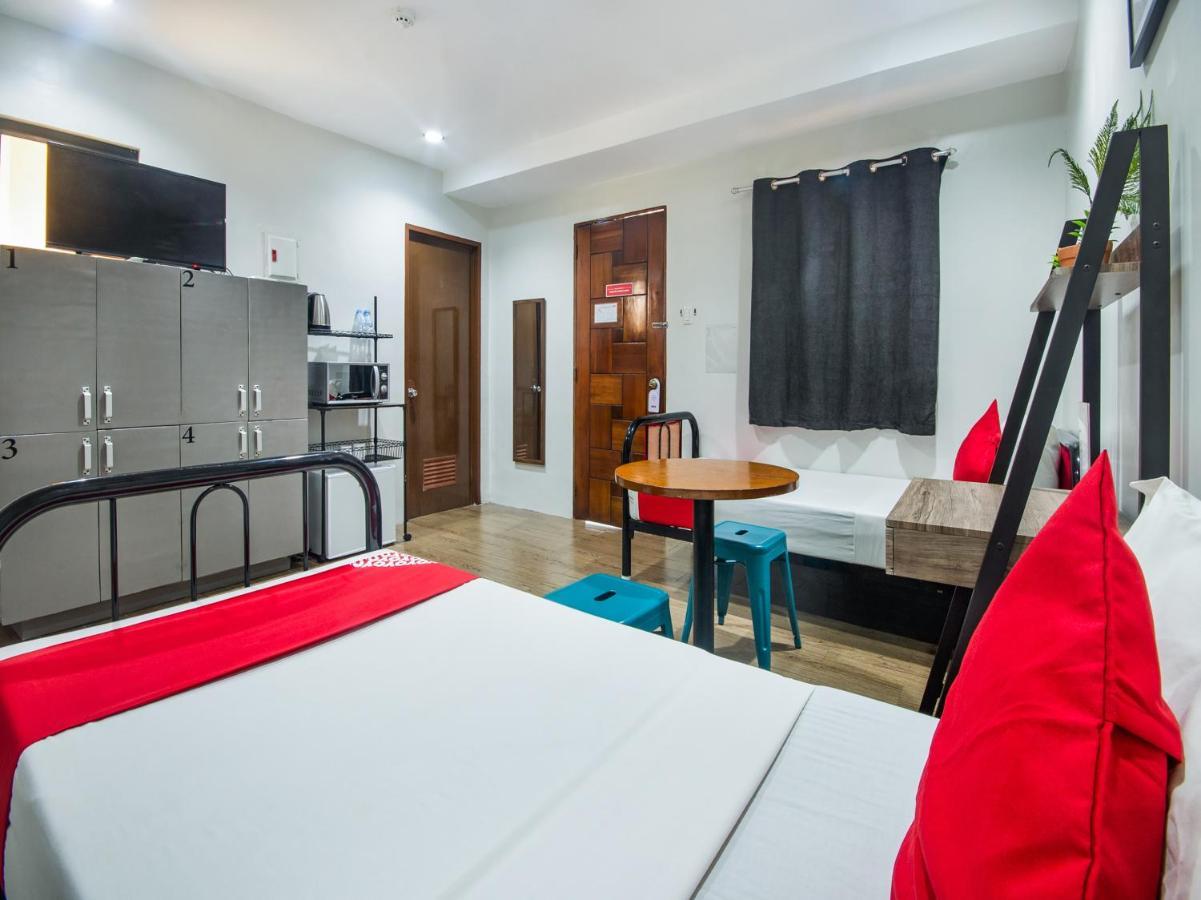 Oyo 443 Maria Cristina Arcade Suites Cebu Exteriér fotografie