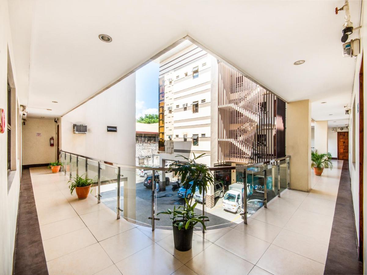 Oyo 443 Maria Cristina Arcade Suites Cebu Exteriér fotografie