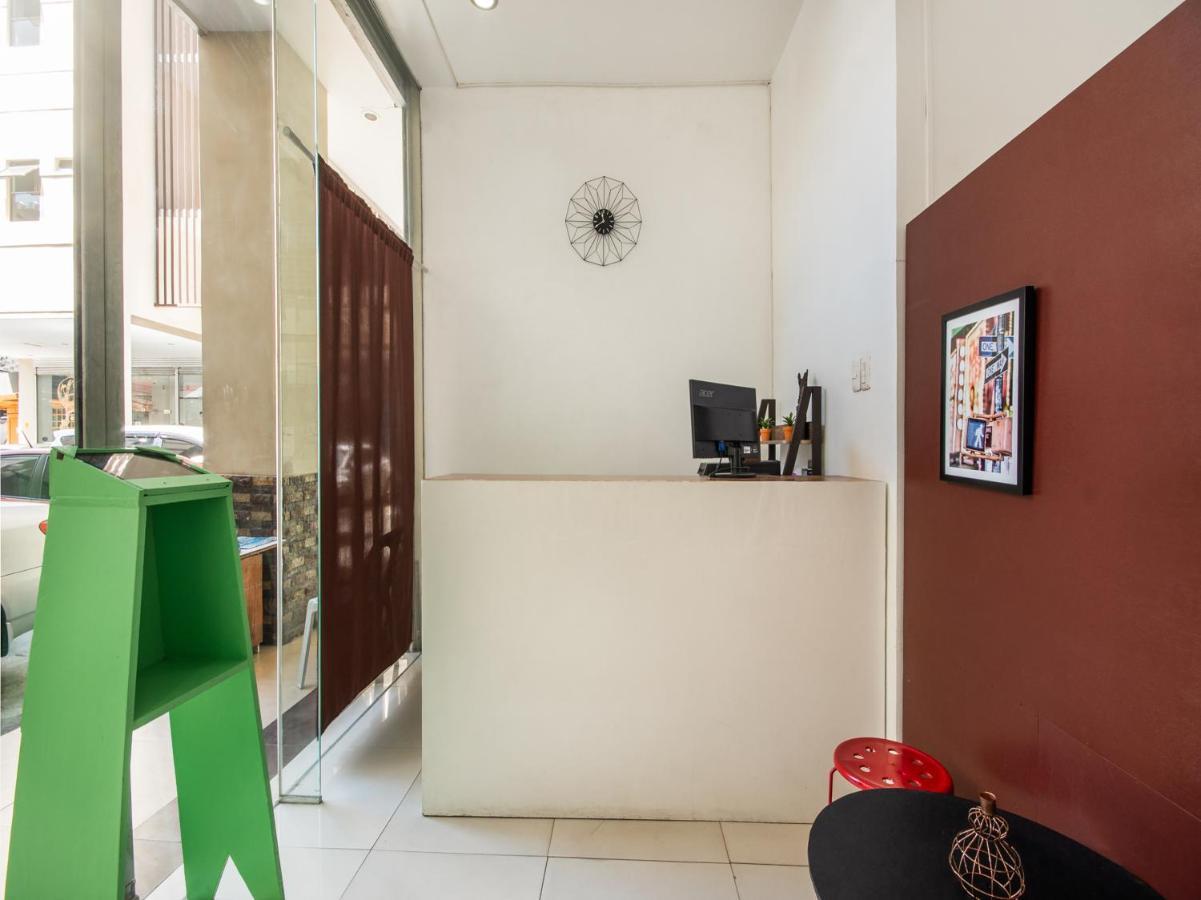 Oyo 443 Maria Cristina Arcade Suites Cebu Exteriér fotografie