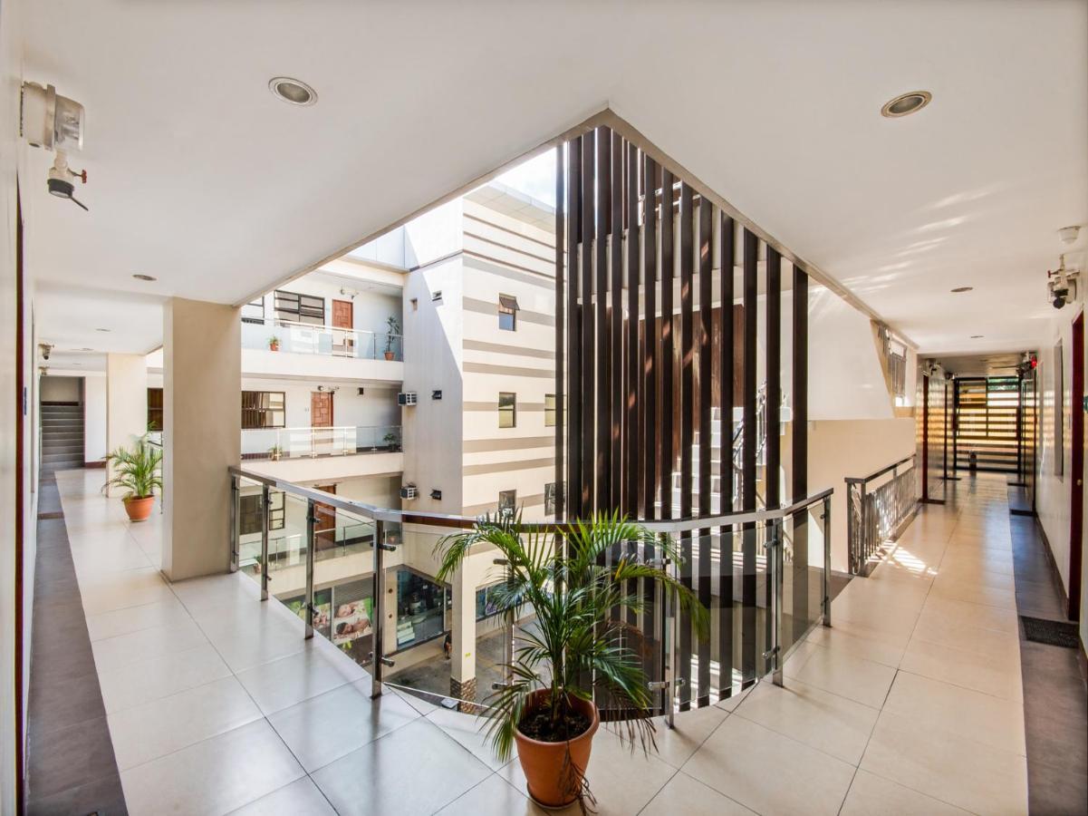 Oyo 443 Maria Cristina Arcade Suites Cebu Exteriér fotografie