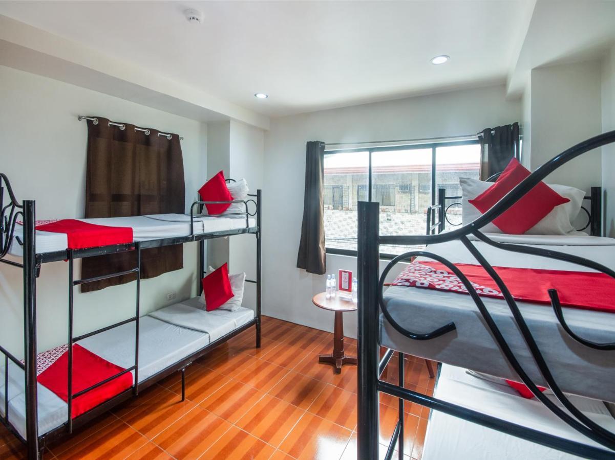 Oyo 443 Maria Cristina Arcade Suites Cebu Exteriér fotografie