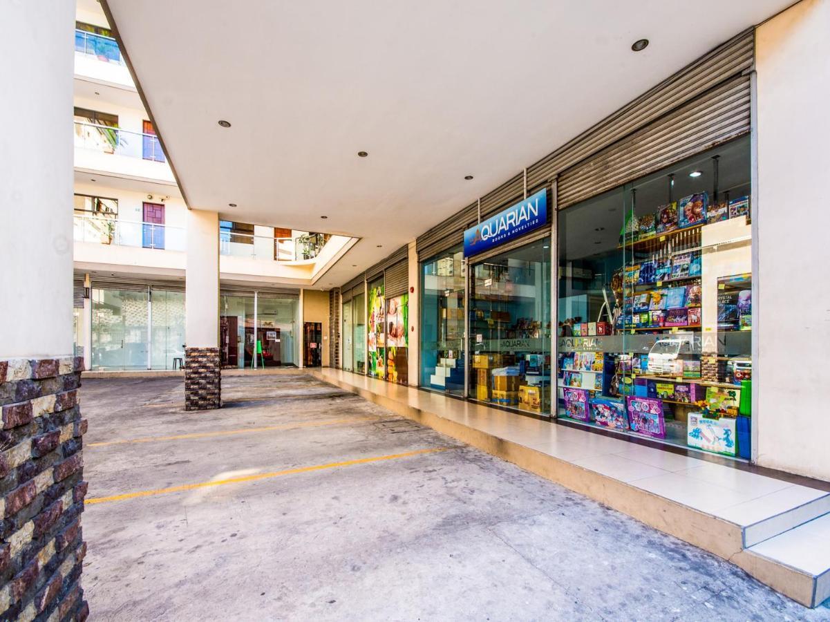 Oyo 443 Maria Cristina Arcade Suites Cebu Exteriér fotografie