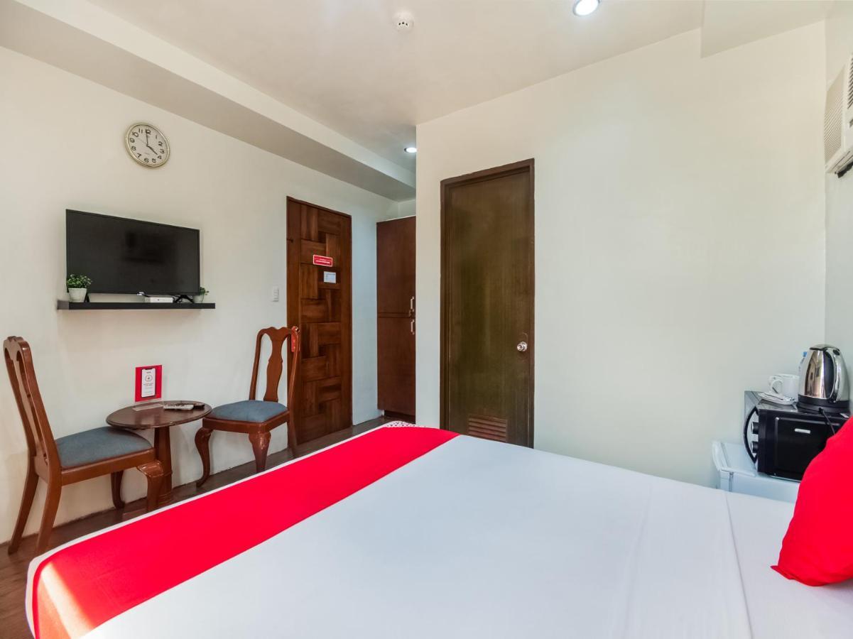 Oyo 443 Maria Cristina Arcade Suites Cebu Exteriér fotografie