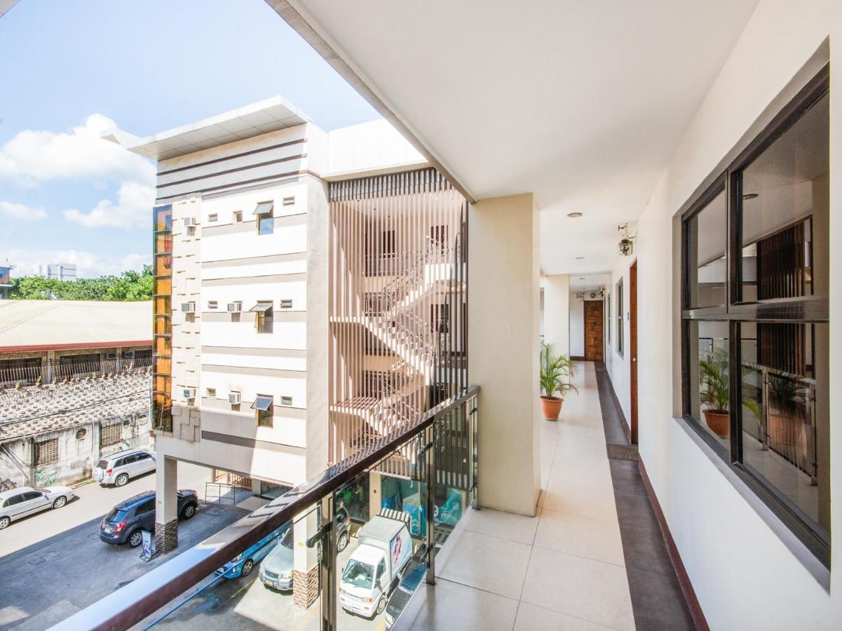 Oyo 443 Maria Cristina Arcade Suites Cebu Exteriér fotografie