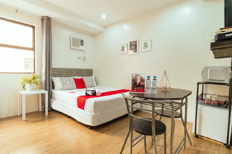 Oyo 443 Maria Cristina Arcade Suites Cebu Exteriér fotografie